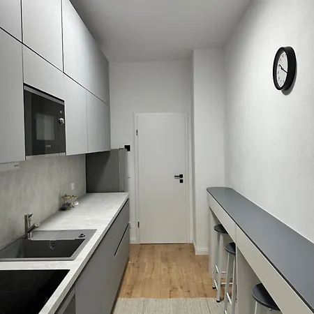 By Ginger Райхенбах-им-Фогтланд