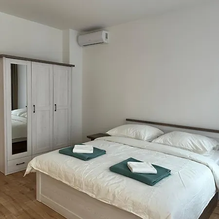 By Ginger Отель