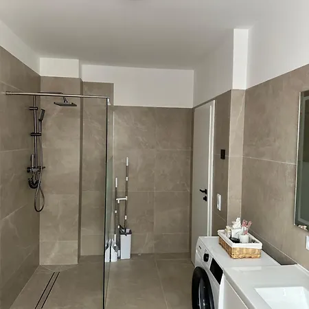 By Ginger Отель Райхенбах-им-Фогтланд