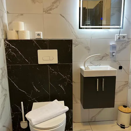 By Ginger Отель *