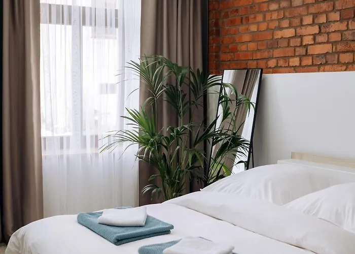 By Ginger Hotel *